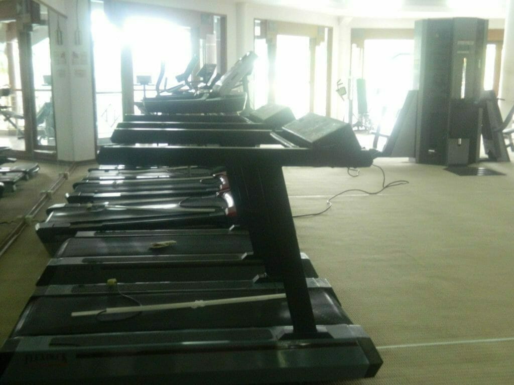 cuci karpet club house 04