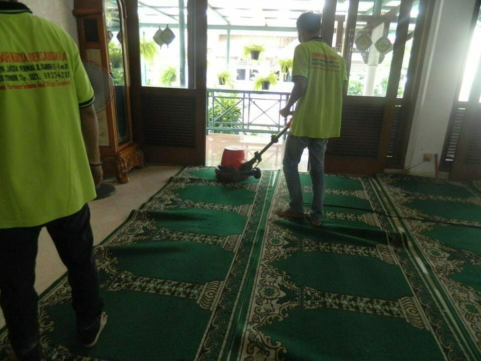 Cuci Karpet Masjid Baitul Amaal: Jasa Cuci Karpet Profesional & Terpercaya cuci karpet masjid baitul amaal 08
