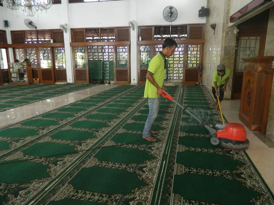 Cuci Karpet Masjid Baitul Amaal: Jasa Cuci Karpet Profesional & Terpercaya cuci karpet masjid baitul amaal 11