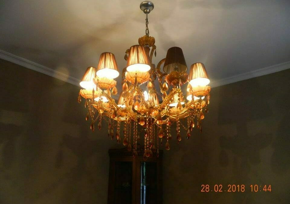 Cuci Lampu Kristal | Cuci Sofa | Cuci Springbed Ibu Luna-01