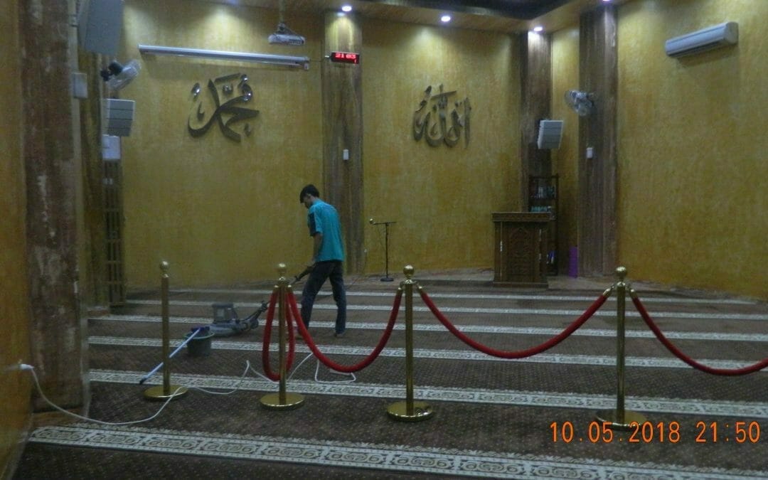 Cuci Karpet Masjid HAQI Hafidz Quran Indonesian School