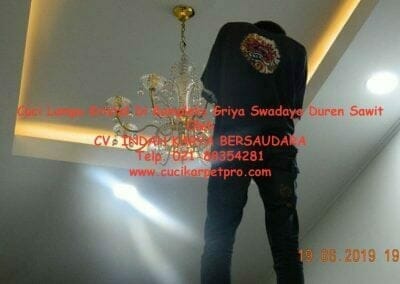 cuci lampu kristal di griya swadaya duren sawit 27
