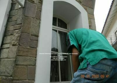 cuci kaca jendela rumah di lippo karawaci 01