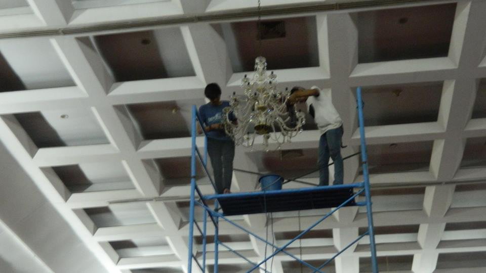 Cuci lampu kristal hari ke-5 Antam cuci lampu kristal hari ke-5 antam 03