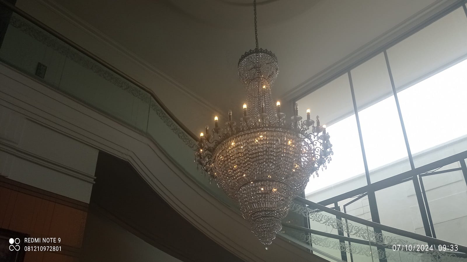 cuci lampu kristal bantar gebang 00