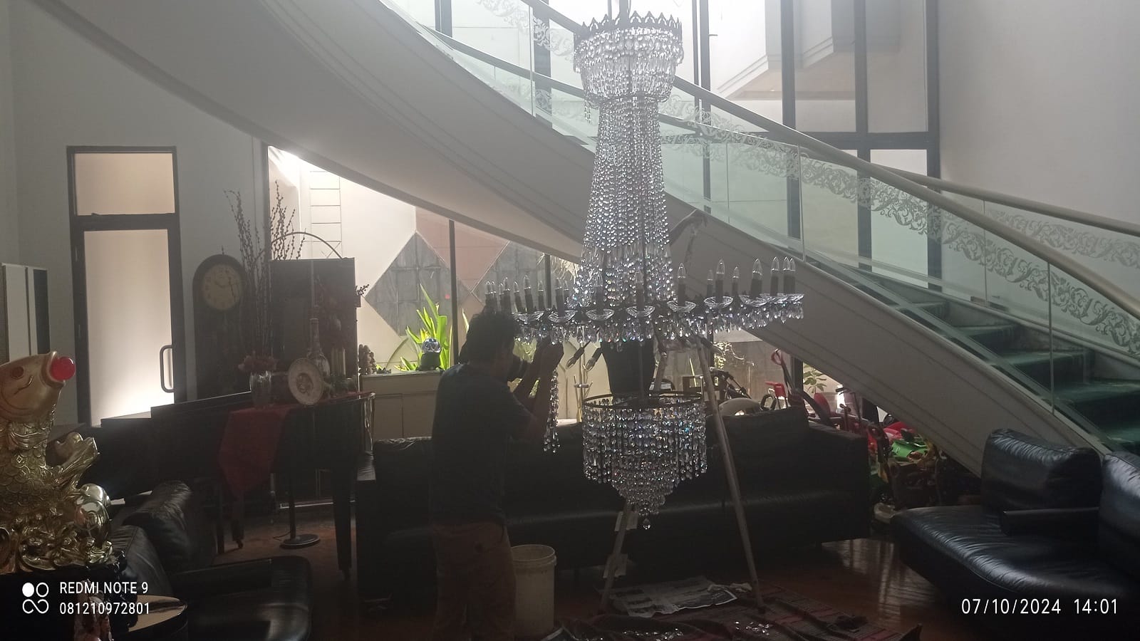 cuci lampu kristal bantar gebang 02