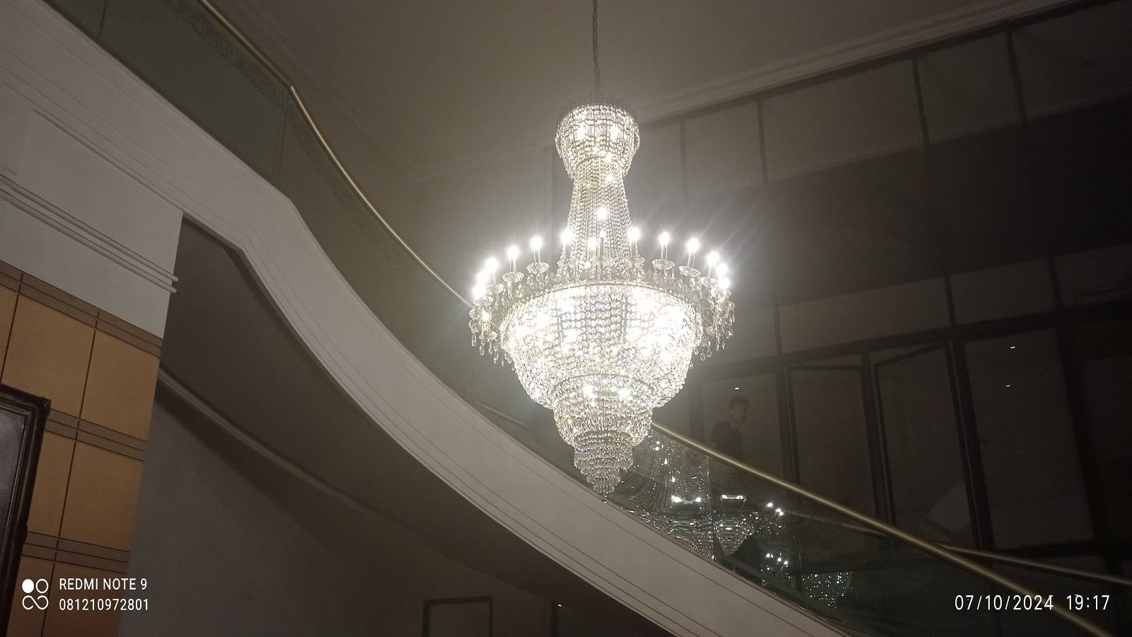 cuci lampu kristal bantar gebang 05