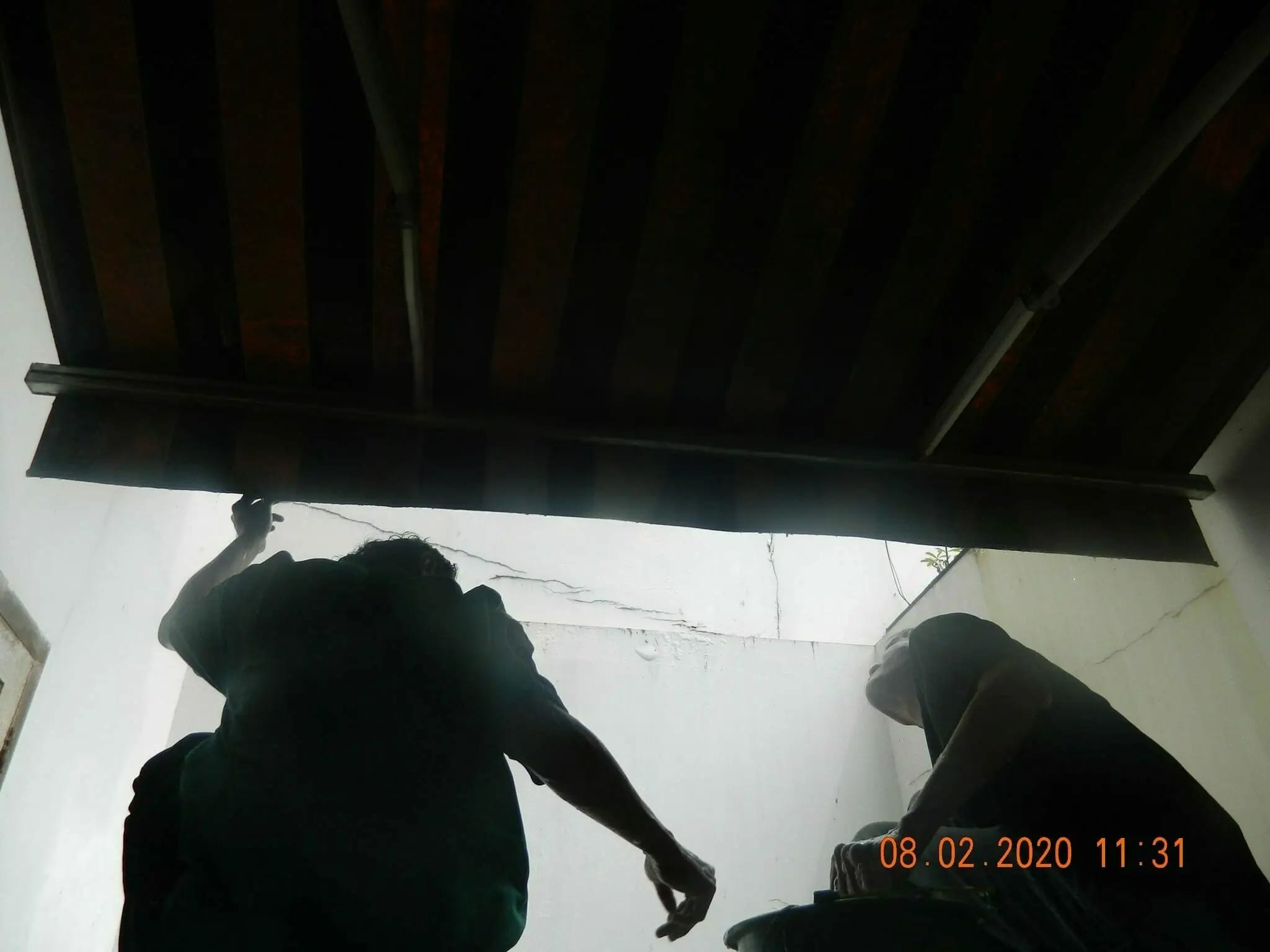 cuci kanopi awning 13